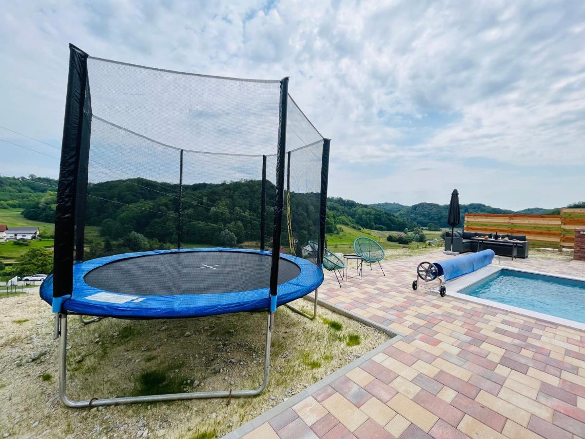 Holiday House Adamo Selno Exterior photo