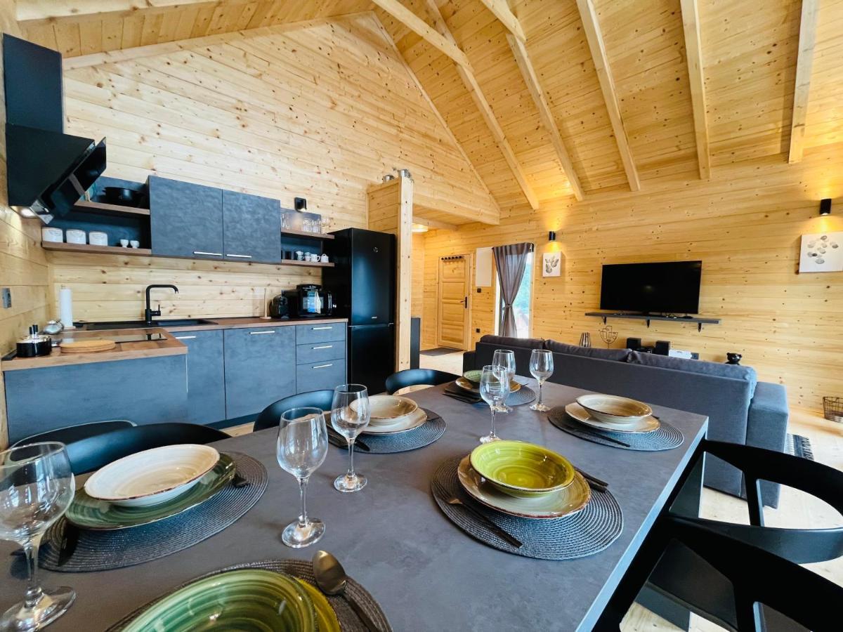 Holiday House Adamo Selno Exterior photo